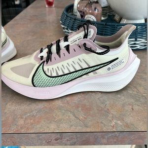 Nike zoom running shoes